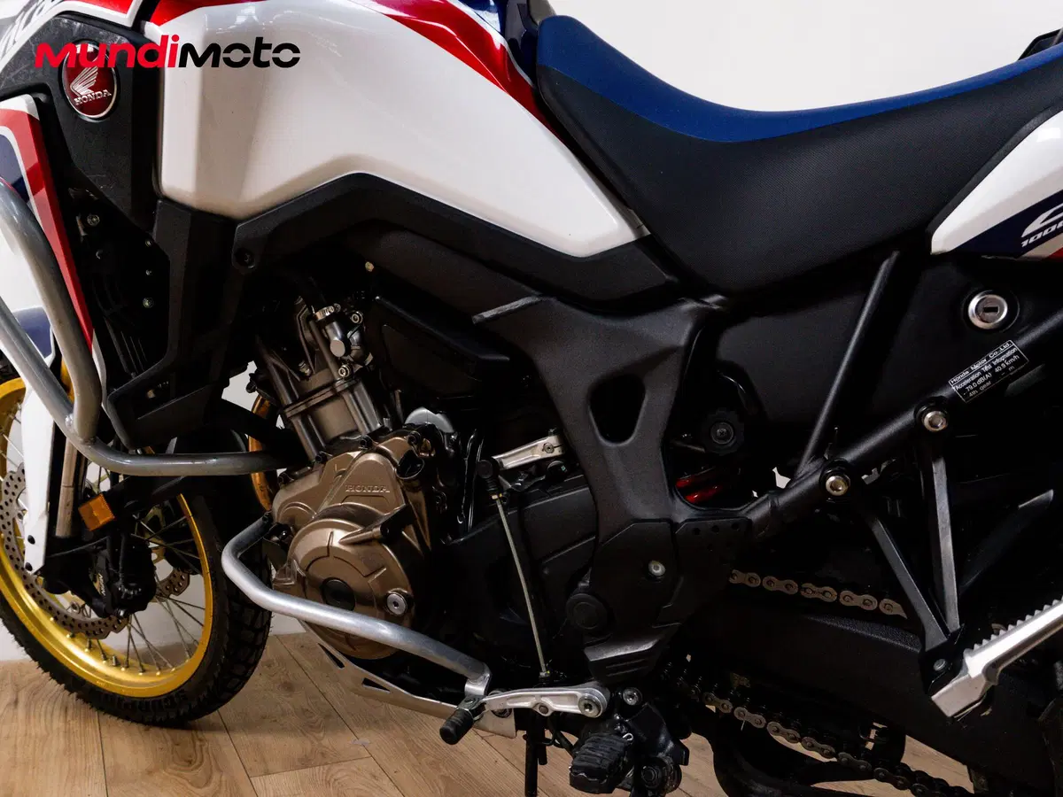 Honda Africa Twin CRF 1000L (2016 - 17) (10)