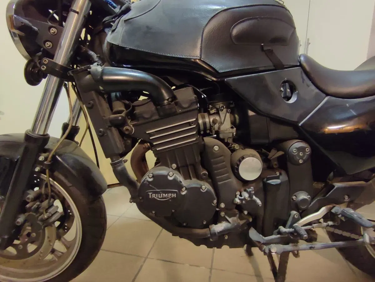 Triumph Trident (5)