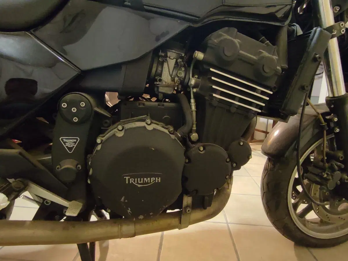 Triumph Trident (6)