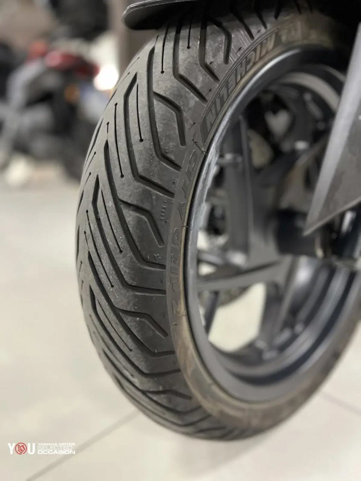 Yamaha X-Max 300 (2021 - 24) (3)