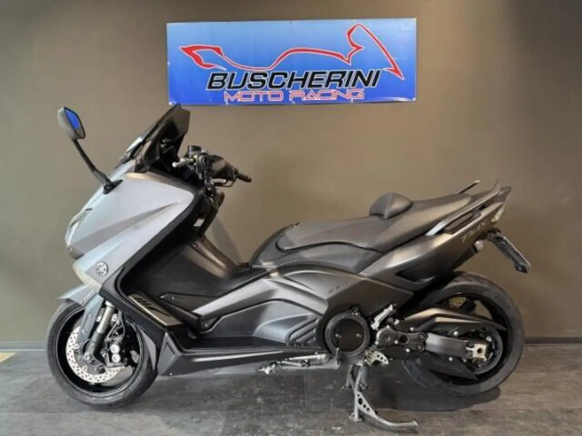 Yamaha T-Max 530 ABS (2015 - 17) (9)