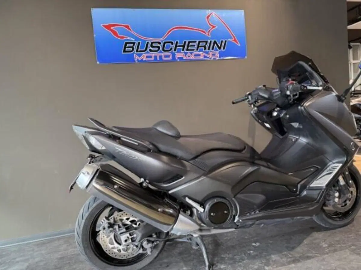 Yamaha T-Max 530 ABS (2015 - 17) (15)