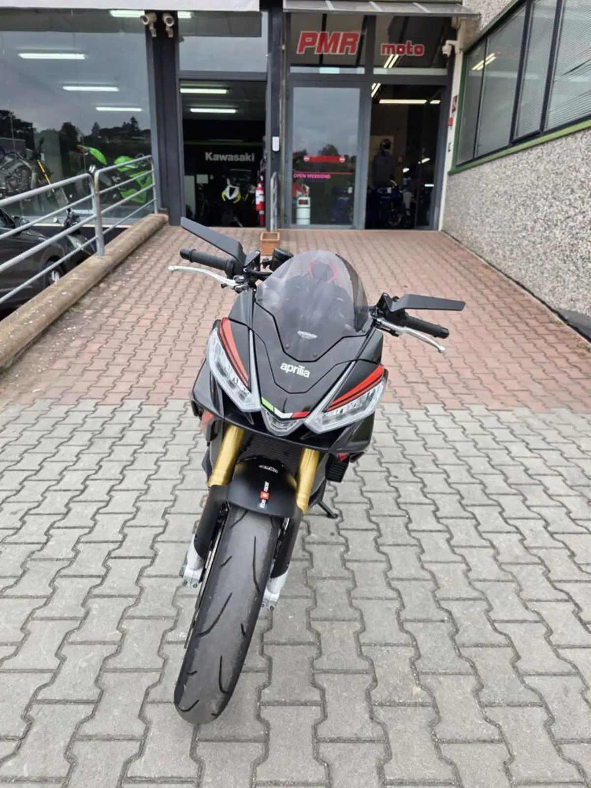 Aprilia Tuono V4 (2021 - 24) (5)