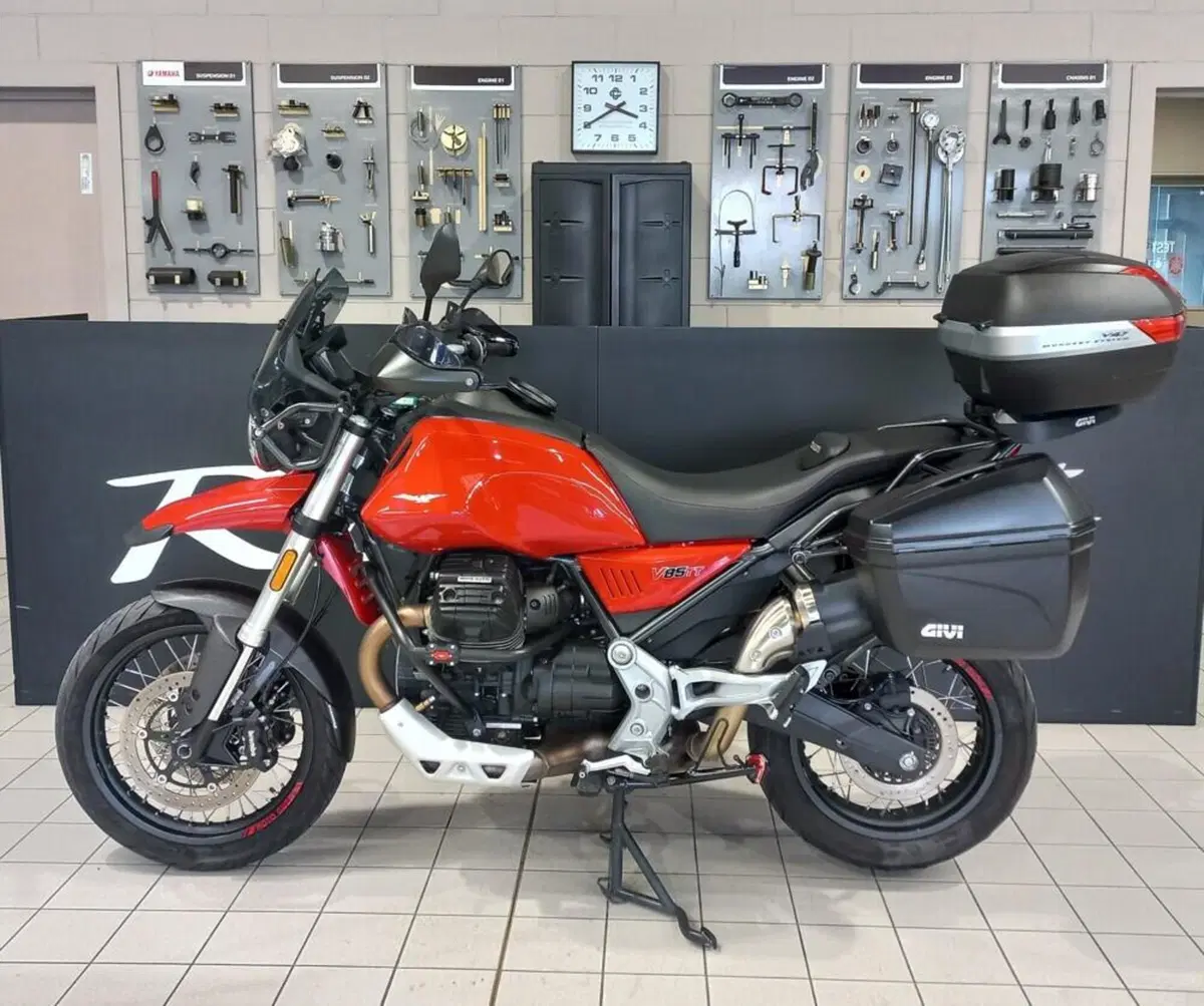 Moto Guzzi V85 TT (2019 - 20) (2)