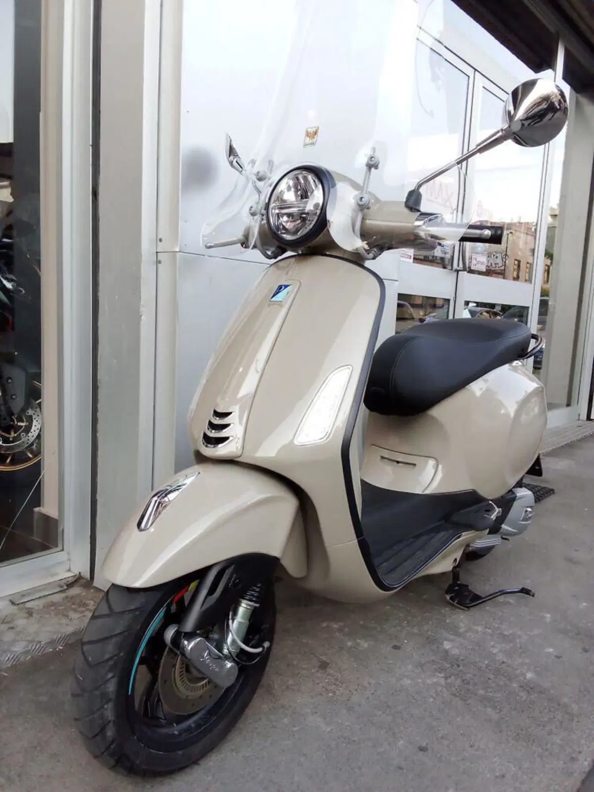Piaggio 1 Active (2022 - 26)