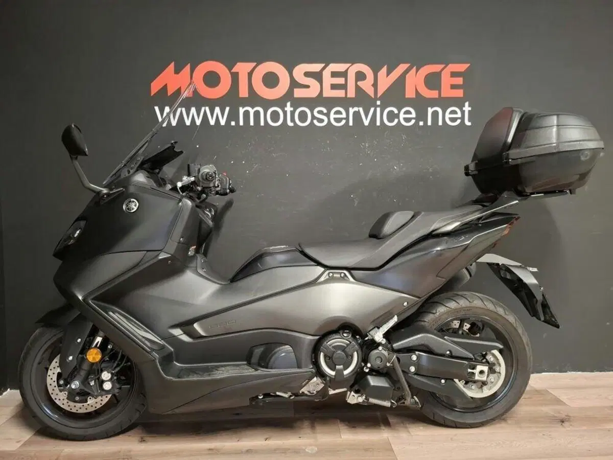 Yamaha T-Max 560 (2022 - 24)