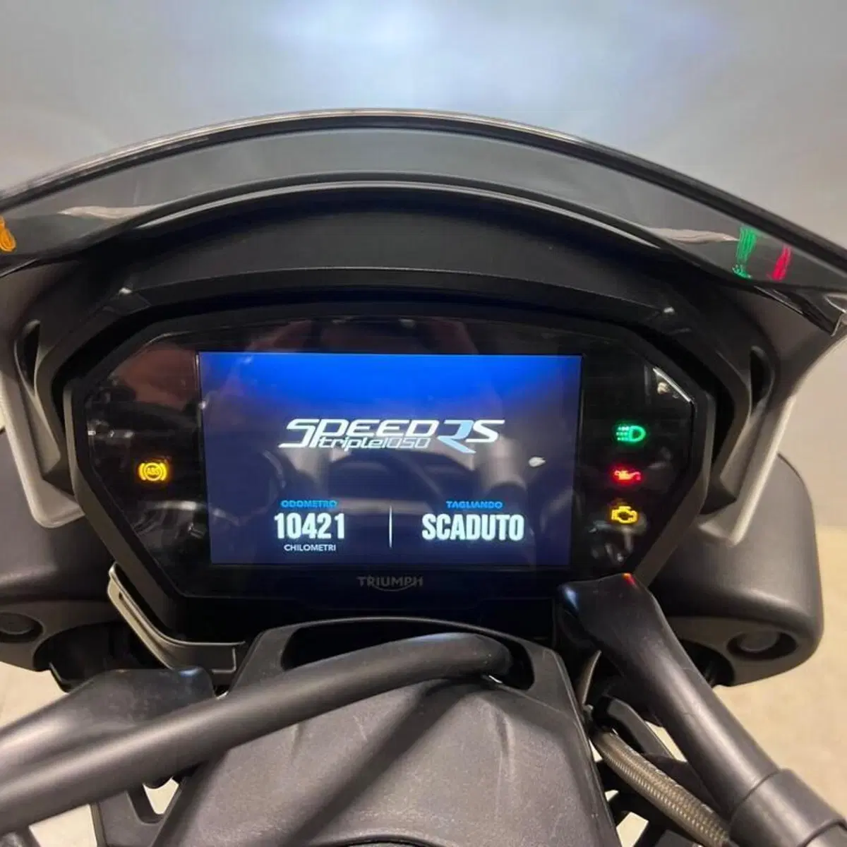 Triumph Speed Triple 1050 RS (2018 - 20) (5)