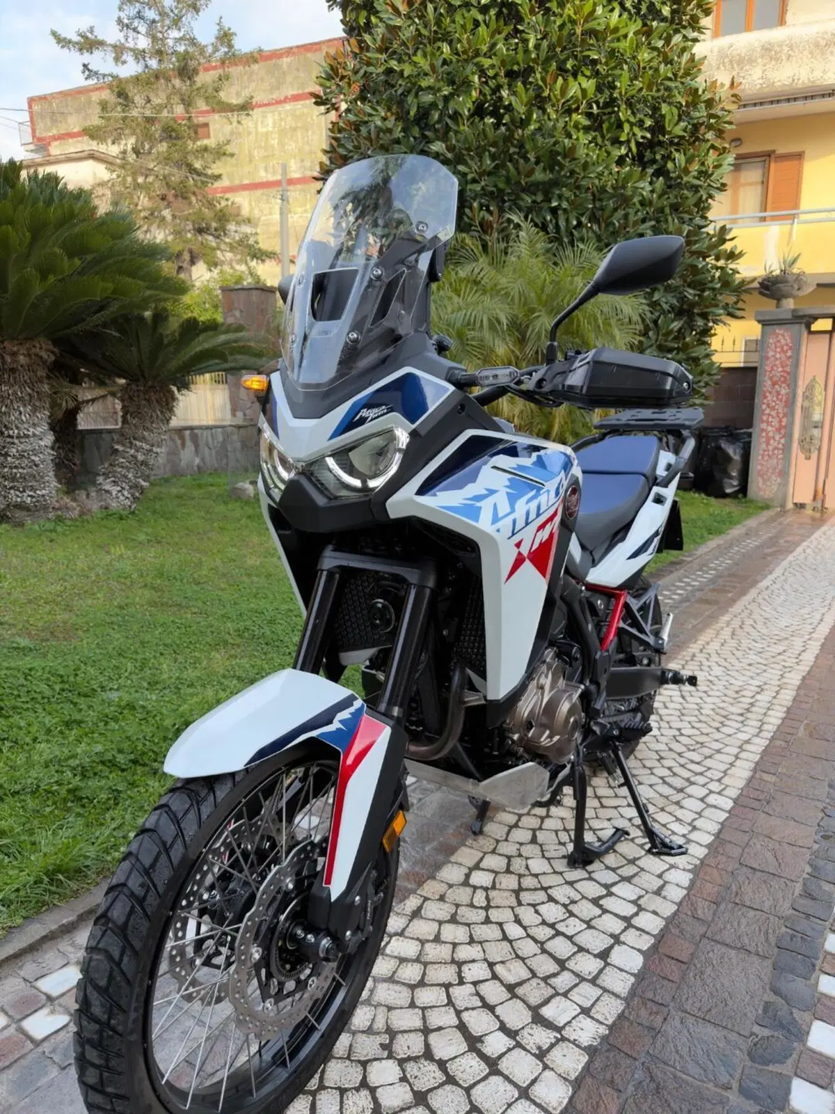 Honda Africa Twin CRF 1100L (2024 - 26) (3)