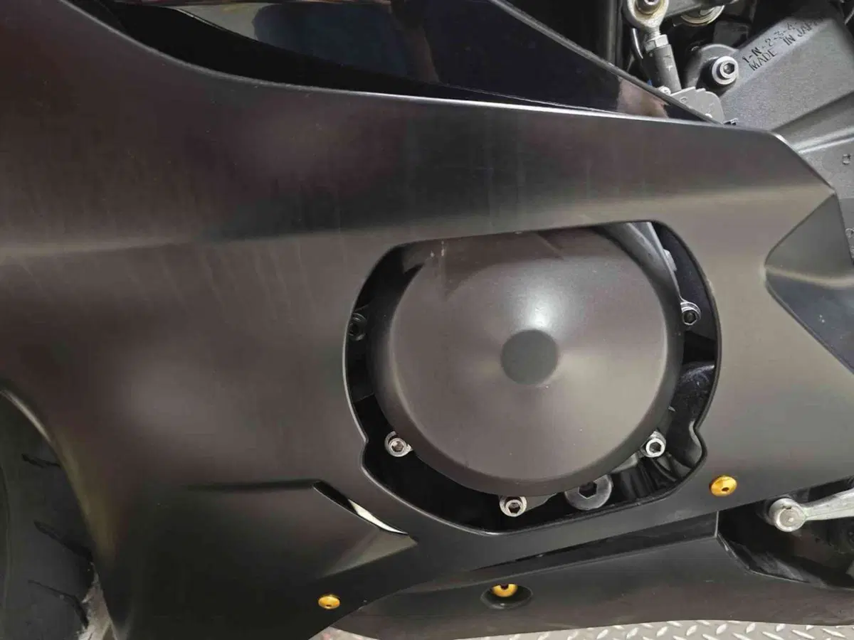 Yamaha YZF R6 (2017 - 20) (23)