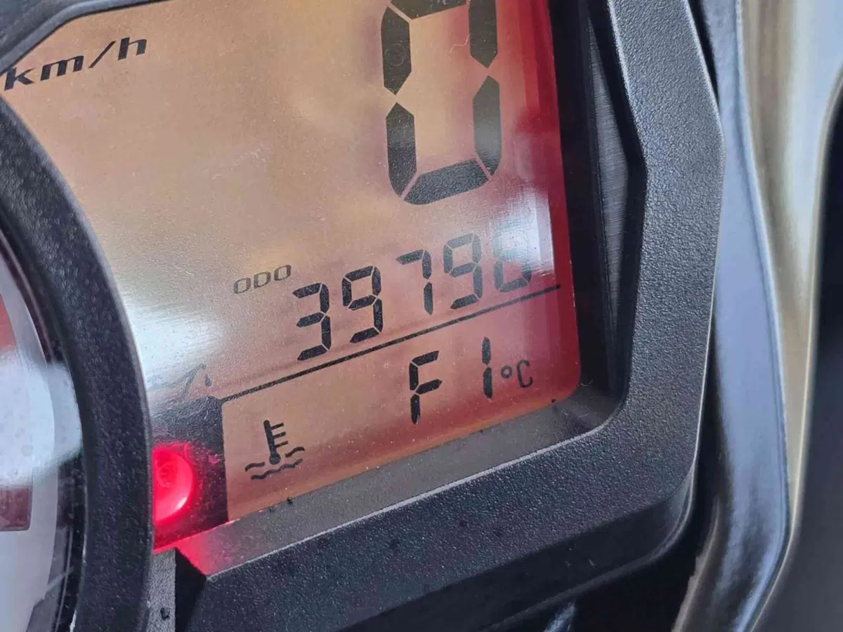 Suzuki GSX R 600 (2006 - 07) (30)