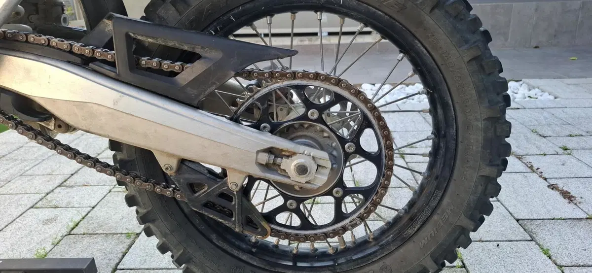 Husqvarna FE 250 (2022) (7)