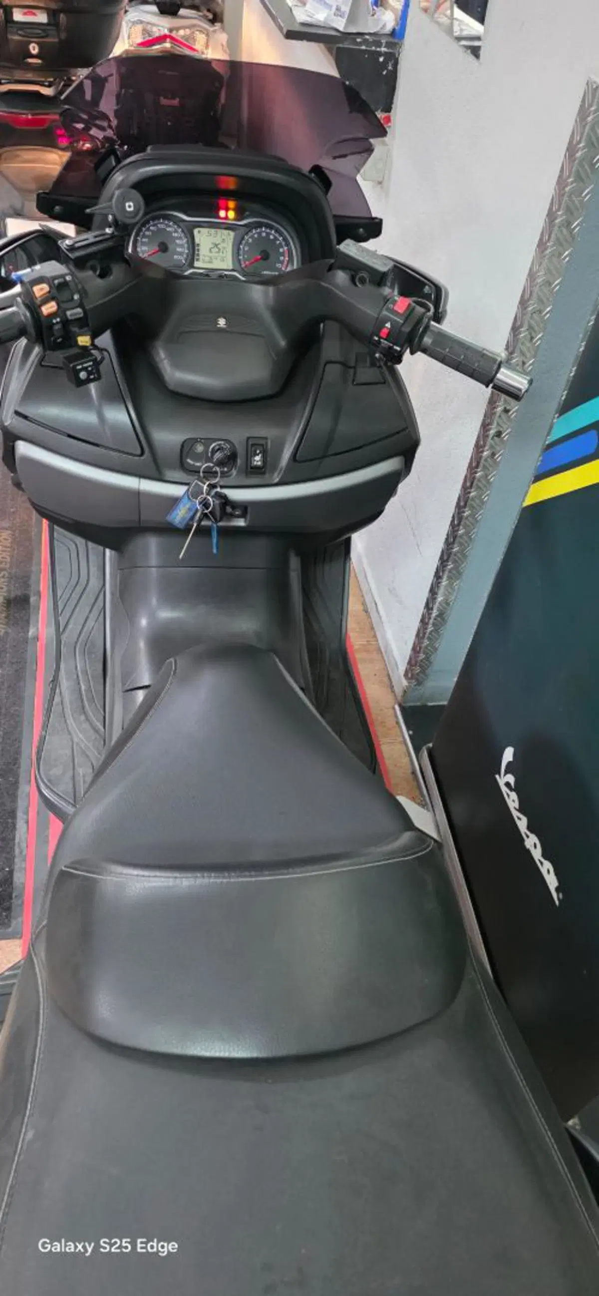 Suzuki Burgman AN 650 Executive ABS (2013 - 17) (4)