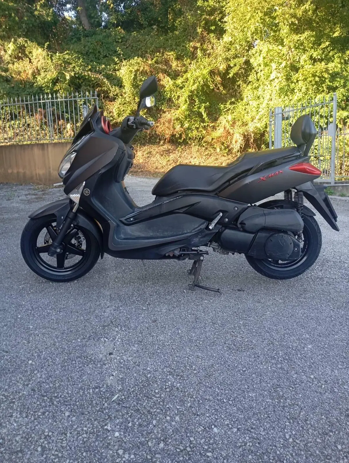 Yamaha X-Max 250 Sport (2011 - 13) (2)