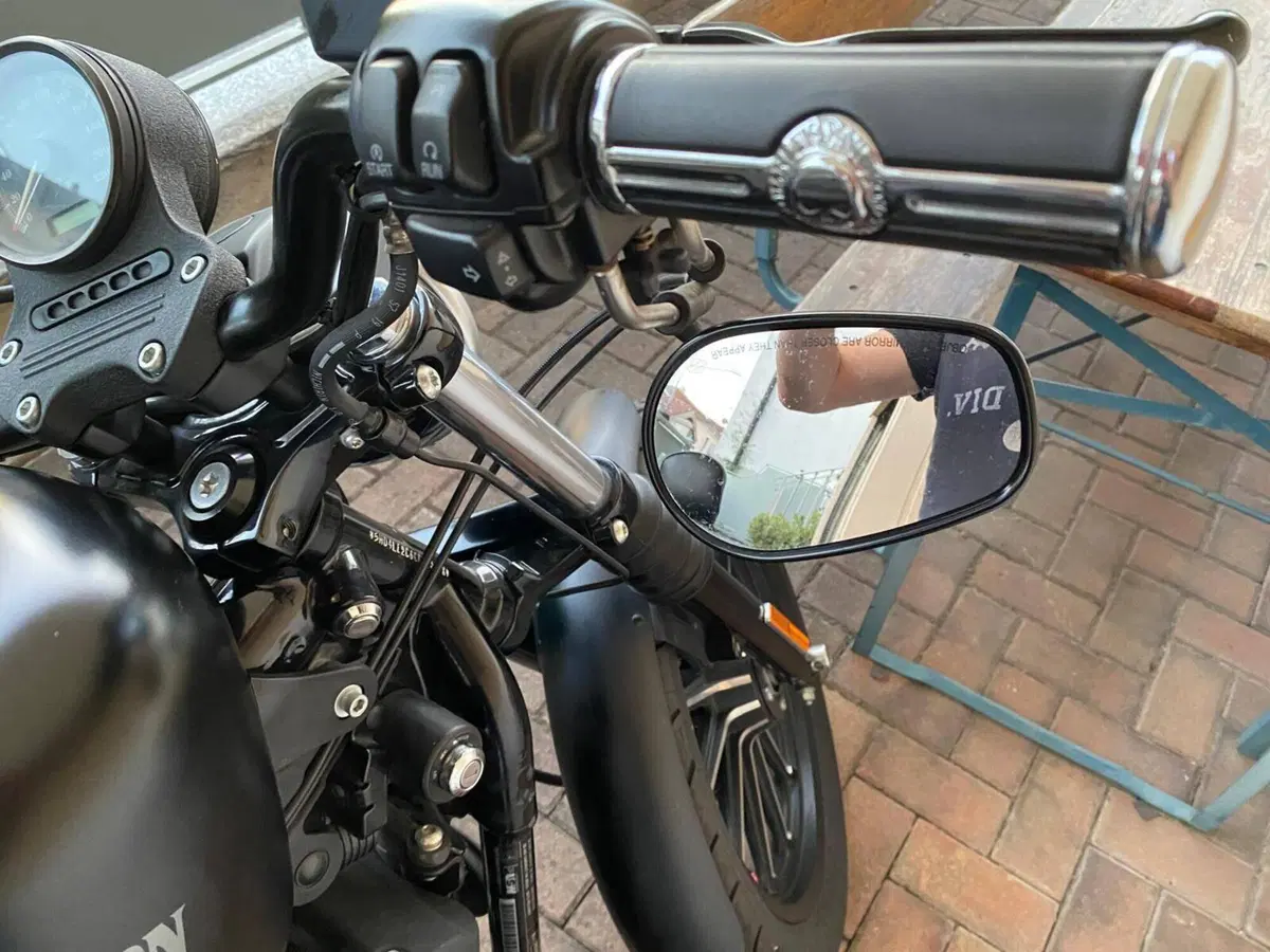 Harley-Davidson 883 Iron (2012 - 14) - XL 883N (13)