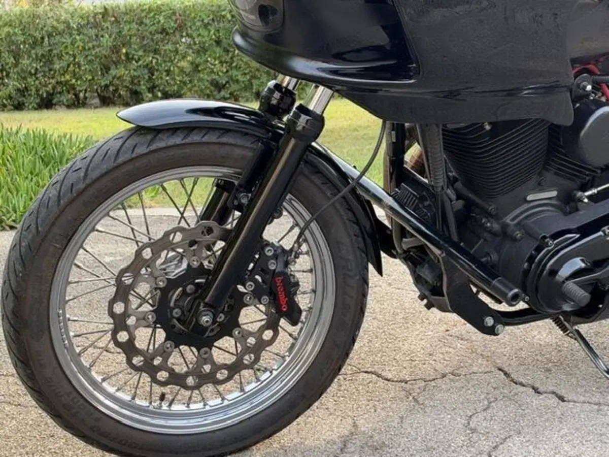 Harley-Davidson 1450 Super Glide (2003 - 04) - FXDI (19)