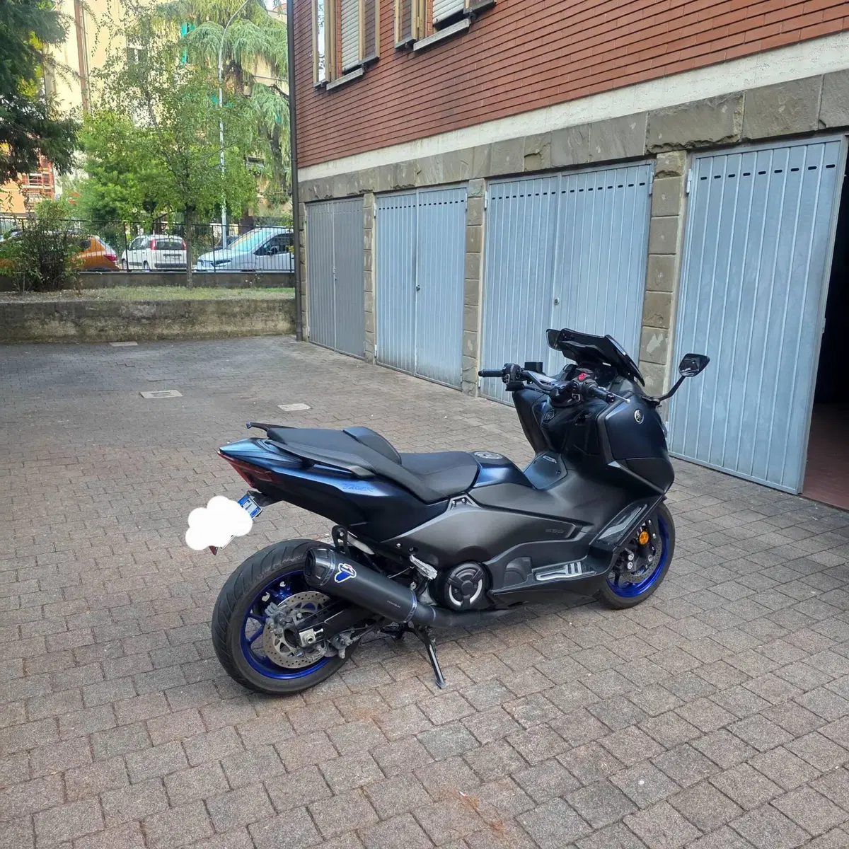 Yamaha T-Max 560 (2022 - 24) (3)