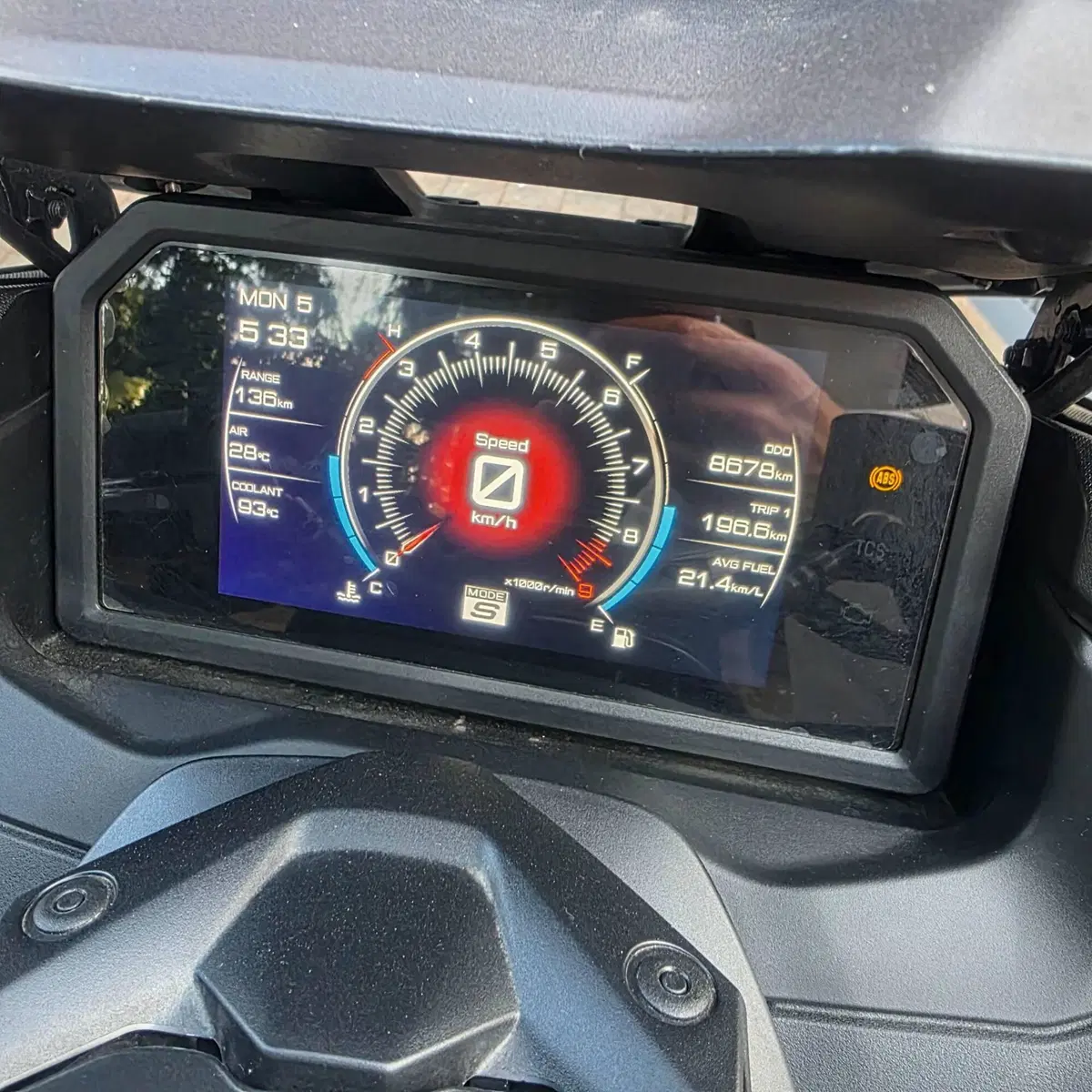 Yamaha T-Max 560 (2022 - 24) (8)
