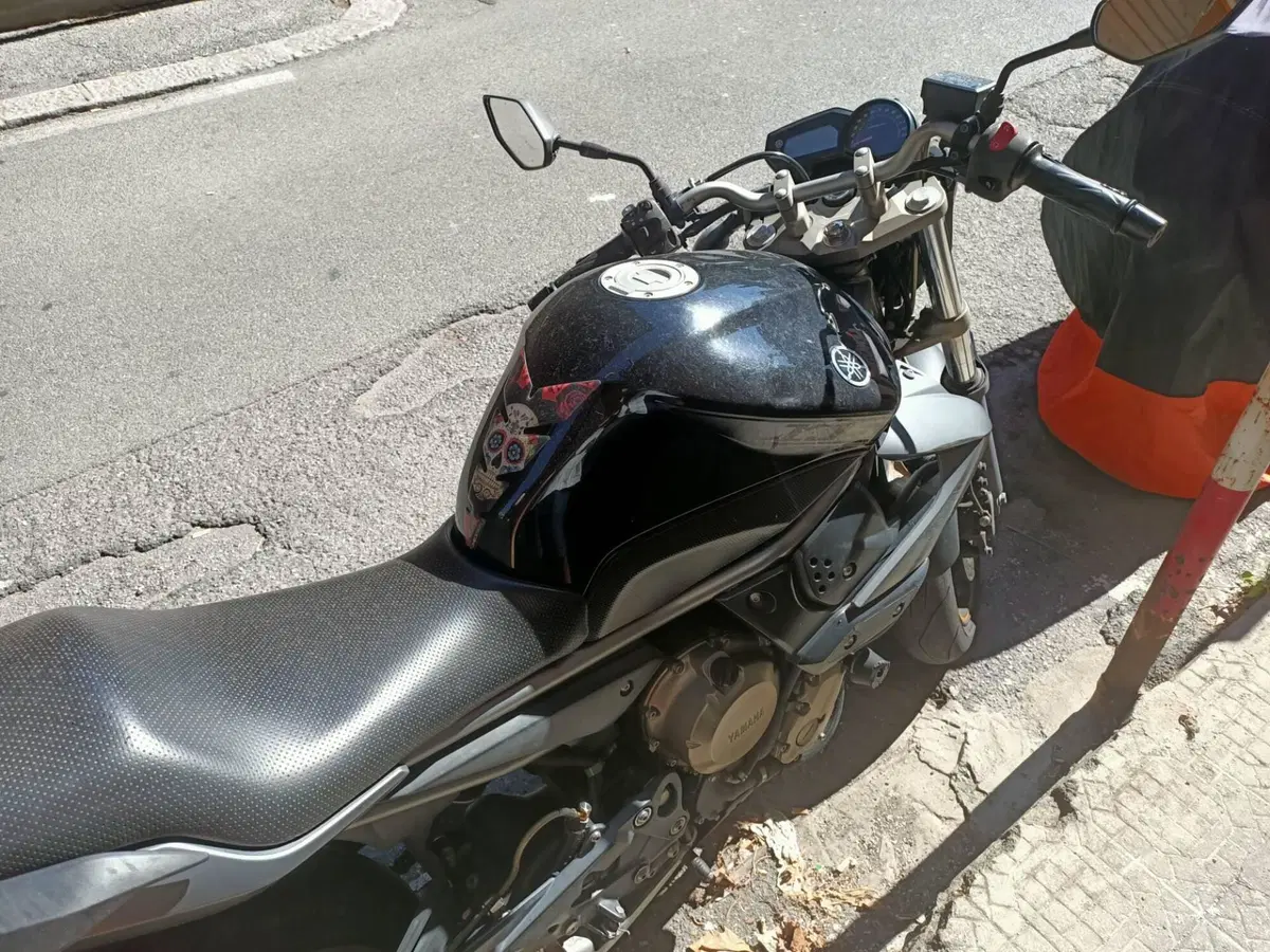 Yamaha XJ6 (2008 - 15) (4)