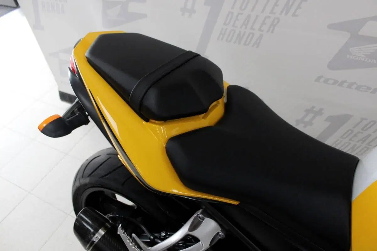 Yamaha FZ1 (2006 - 16) (5)