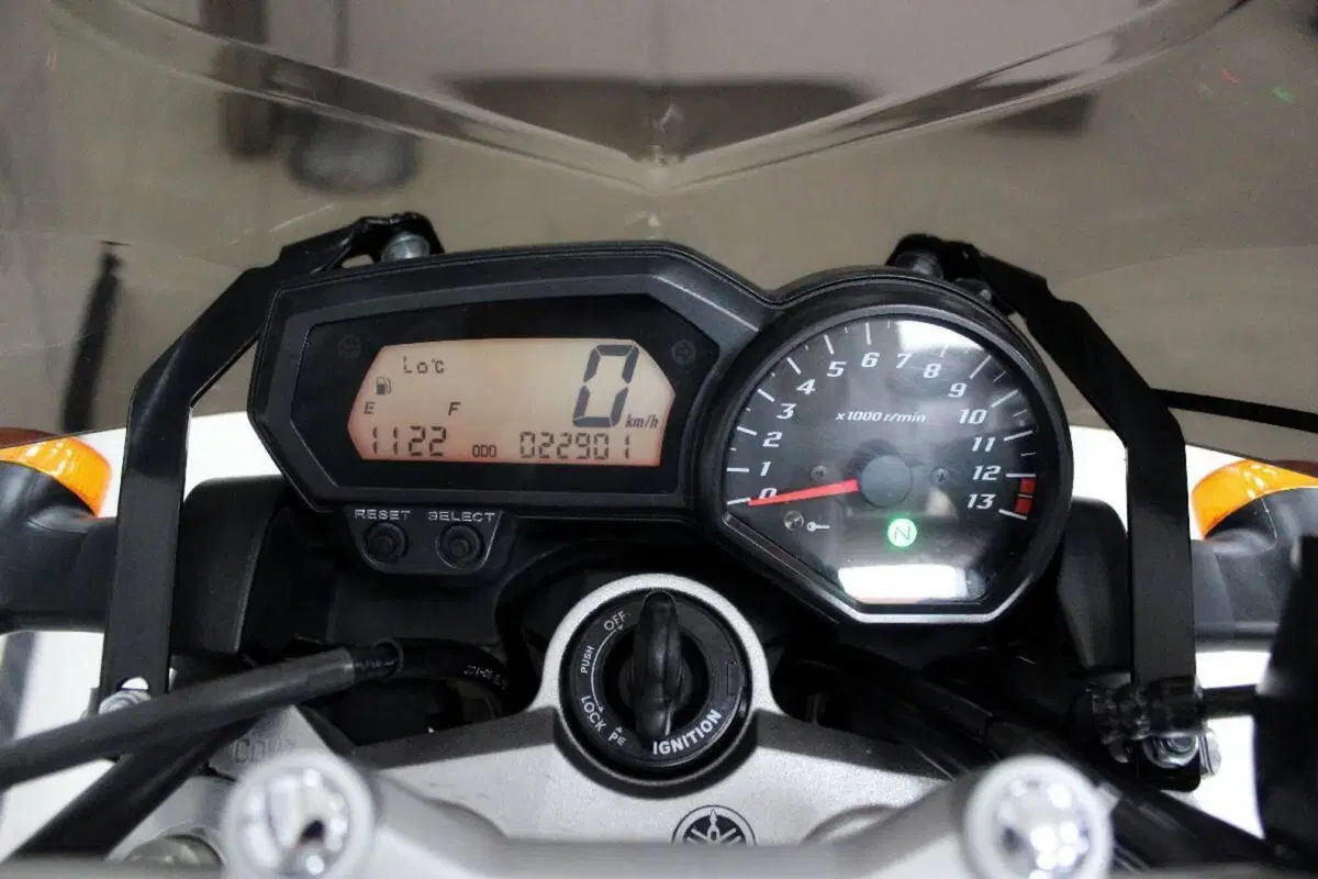 Yamaha FZ1 (2006 - 16) (7)