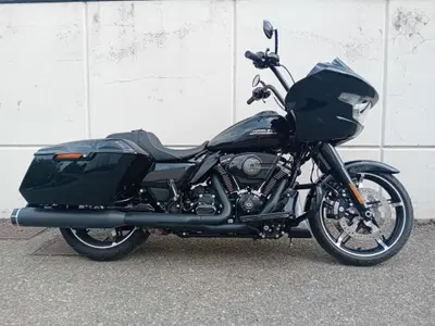 Harley-Davidson Road Glide (2024 - 26) usata