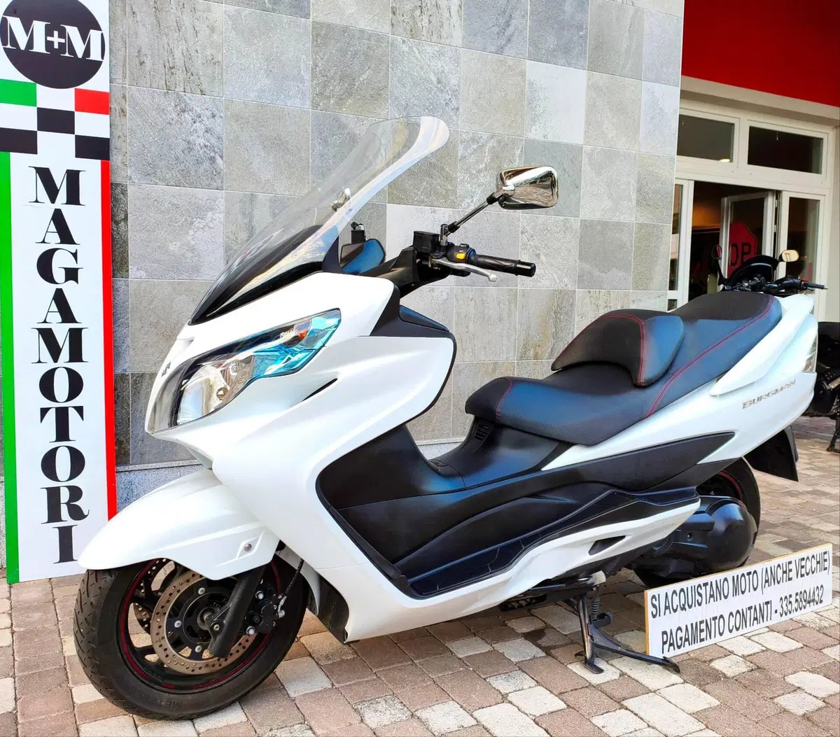 Suzuki Burgman AN 400 Lux (2012 - 16) (4)