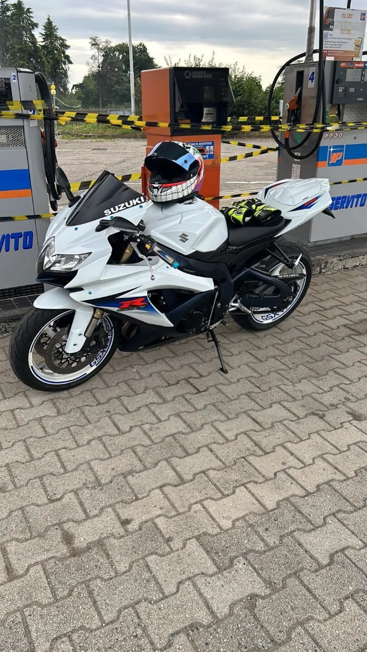 Suzuki GSX R 600 (2008 - 10) (6)