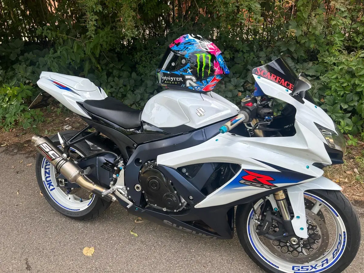 Suzuki GSX R 600 (2008 - 10) (15)