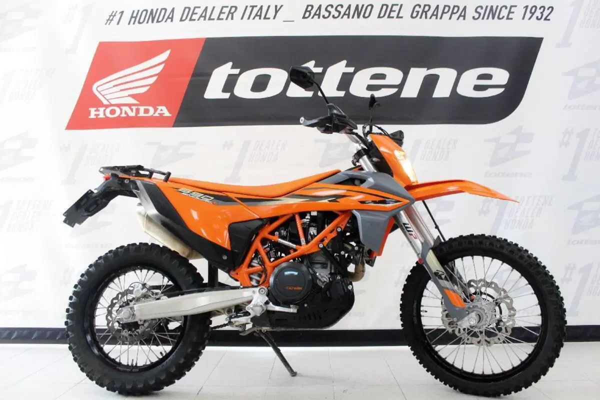 KTM 690 Enduro R (2022 - 25)
