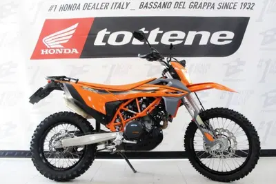 KTM 690 Enduro R (2022 - 25) usata