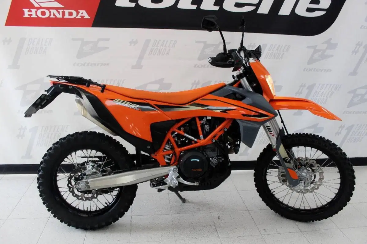 KTM 690 Enduro R (2022 - 25) (2)