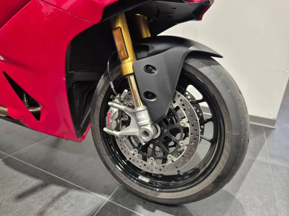 Ducati Panigale V2 S (2025 - 26) (8)
