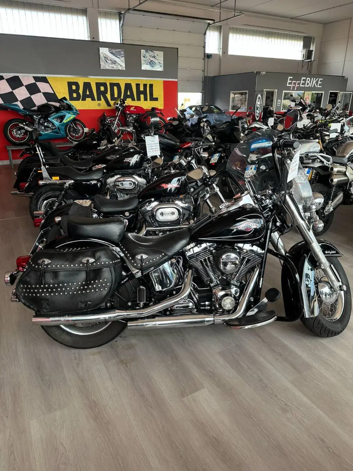 Harley-Davidson 1450 Heritage Classic (2006 - 07) - FLSTCI (2)