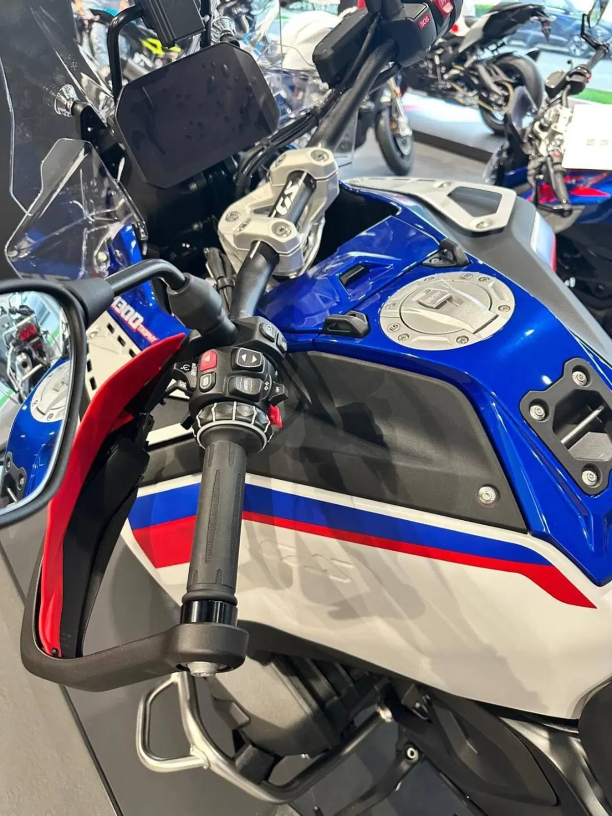 Bmw R 1300 GS Adventure ASA (2025 - 26) (4)