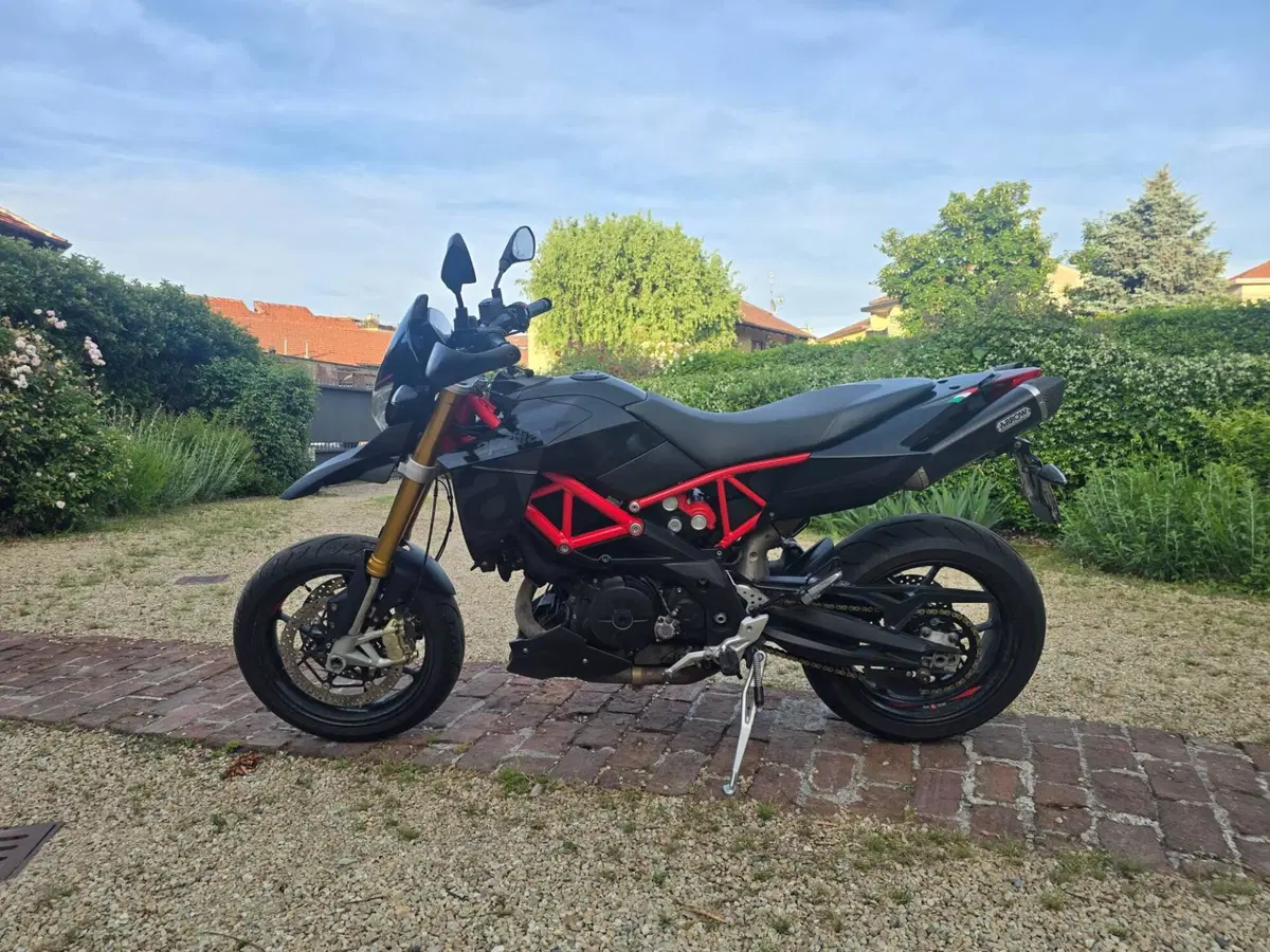 Aprilia Dorsoduro 900 (2017 - 20) (3)