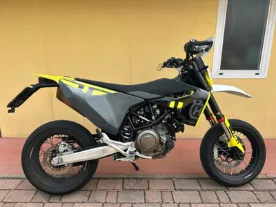 Husqvarna 701 Supermoto (2023 - 25) usata