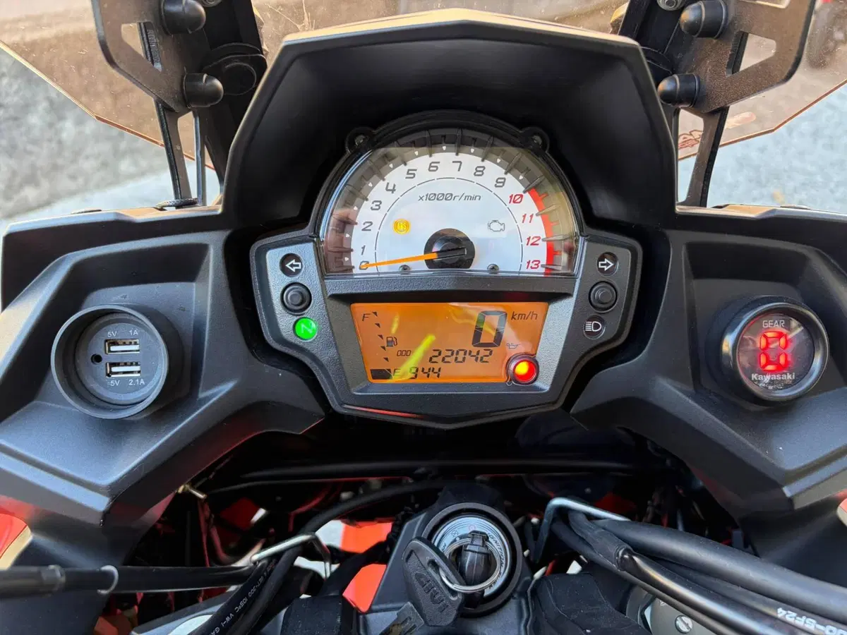 Kawasaki Versys 650 Grand Tourer ABS (2015 - 16) (5)