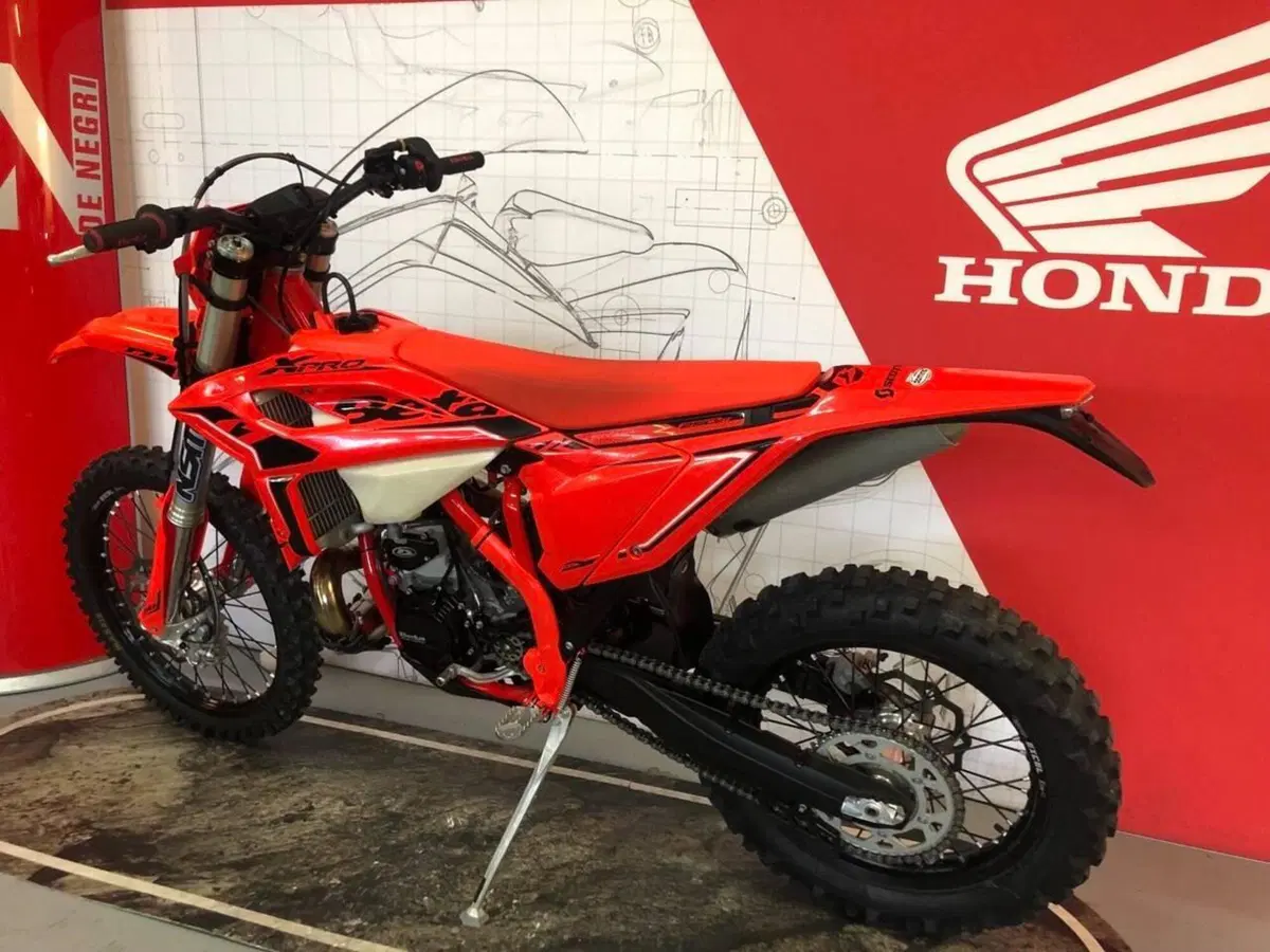Betamotor RR X-PRO 250 2T Enduro (2026) (4)