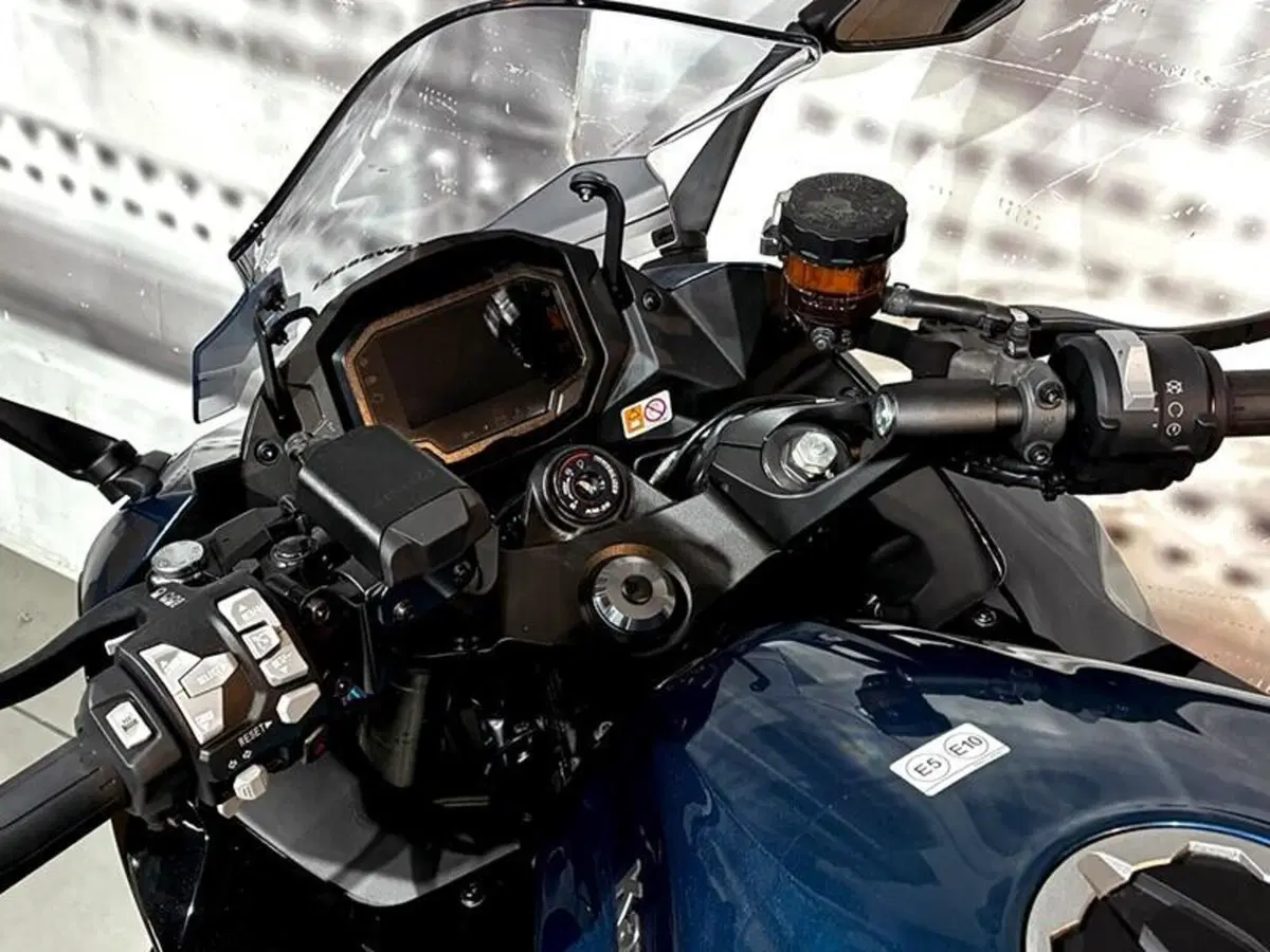 Kawasaki Ninja 1100 SX SE (2025 - 27) (6)