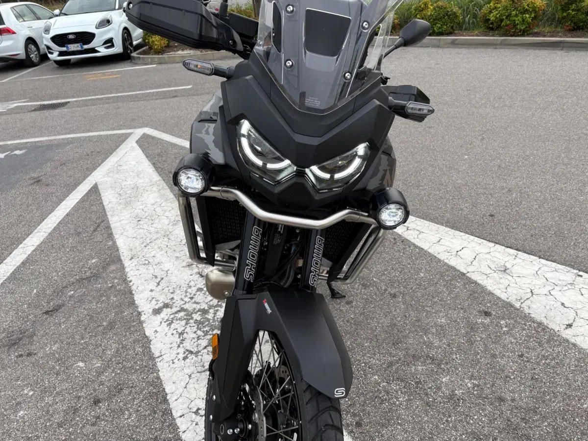 Honda Africa Twin CRF 1100L ES (2024 - 26) (3)