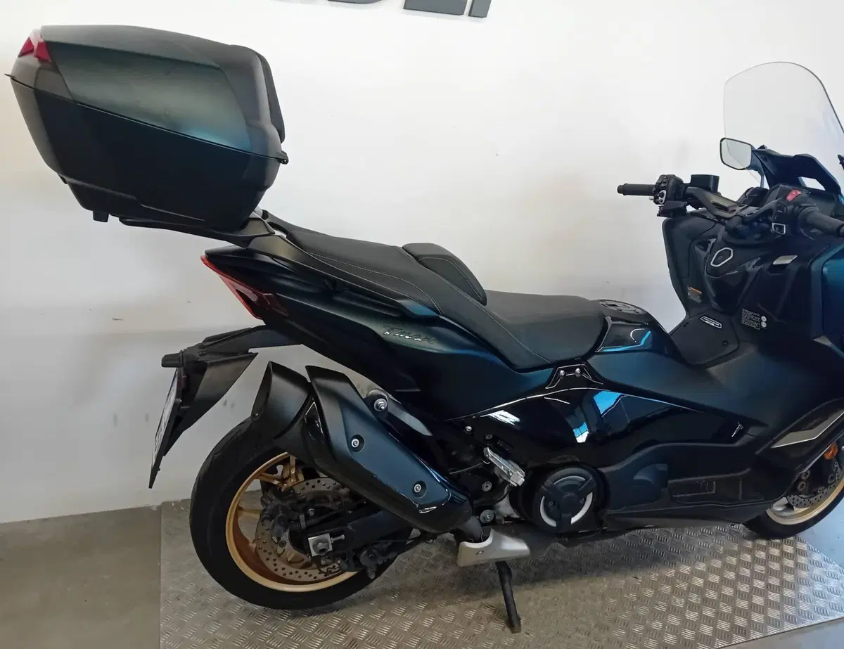 Yamaha T-Max 560 Tech Max (2022 - 24) (6)