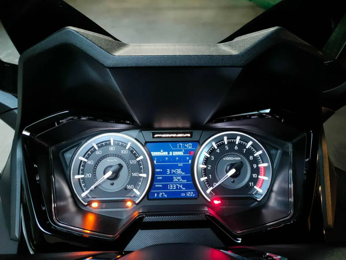 Honda Forza 350 (2022 - 24) (11)