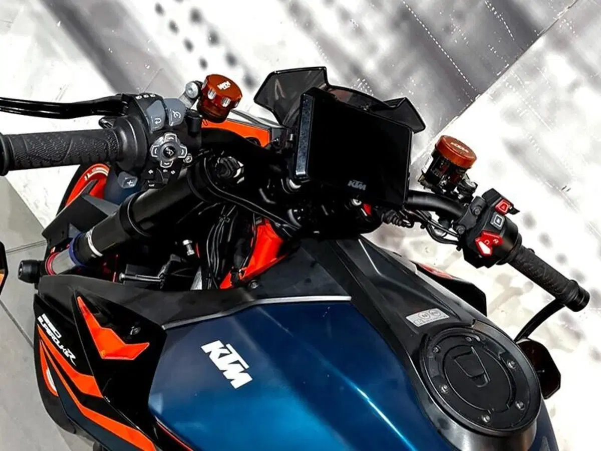 KTM 1290 Super Duke R EVO (2022 - 23) (6)