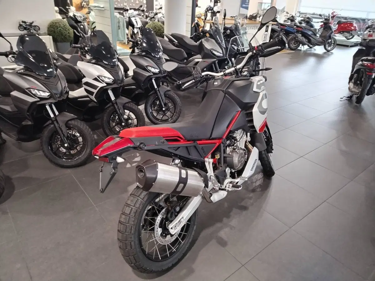 Aprilia Tuareg 660 (2025 - 26) (2)