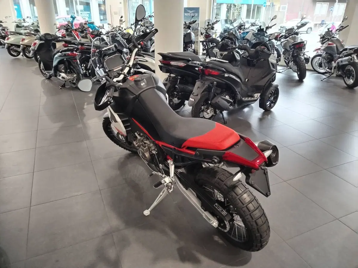 Aprilia Tuareg 660 (2025 - 26) (3)