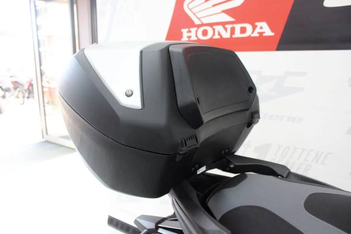 Honda ADV 350 (2025 - 26) (5)