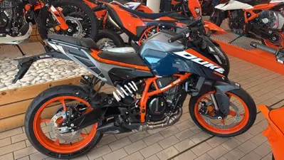 KTM 390 Duke (2024 - 25) usata