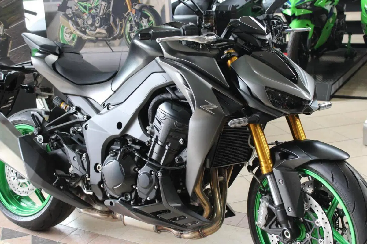 Kawasaki Z 1100 SE (2026 - 27) (5)