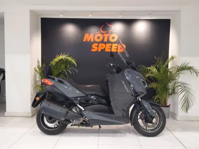 Yamaha X-Max 300 Tech Max (2021 - 24) usata