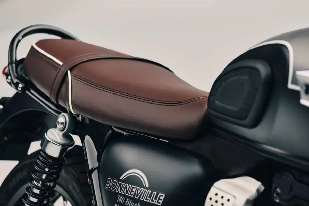 Triumph Bonneville T40 e T40 Black: ecco la Bonnie monocilindrica (e da patente A2)! (44)